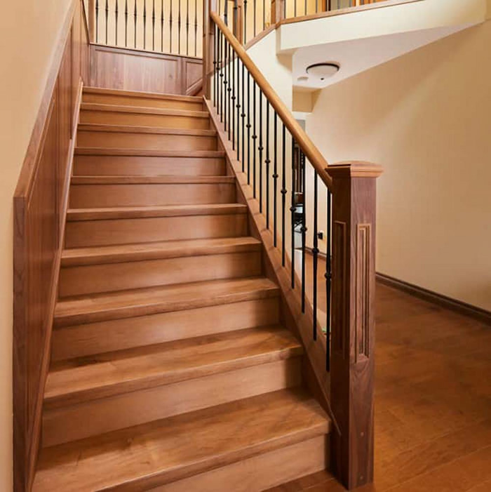 Cầu thang đẹp chất liệu gỗ