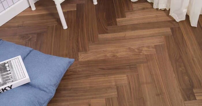 Thiết kế sàn gỗ tối giản nhưng không kém phần bắt mắt