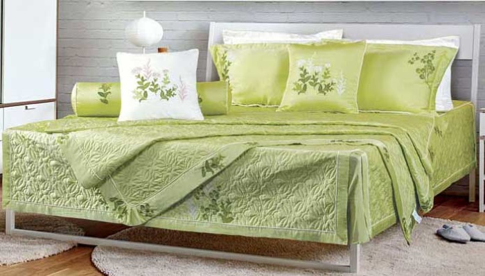 Bộ drap phủ giường đẹp tạo nên vẻ sang trọng và hiện đại