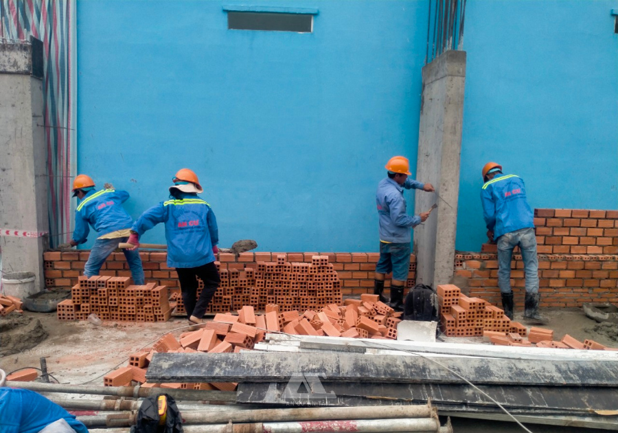 Xây tường bao đúng kỹ thuật đảm bảo khả năng bảo vệ và độ bền lâu dài cho công trình
