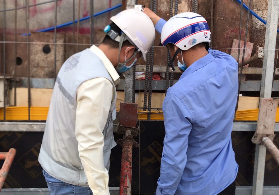 Đội ngũ kỹ sư trực tiếp giám sát và nghiệm thu từng giai đoạnt hi công