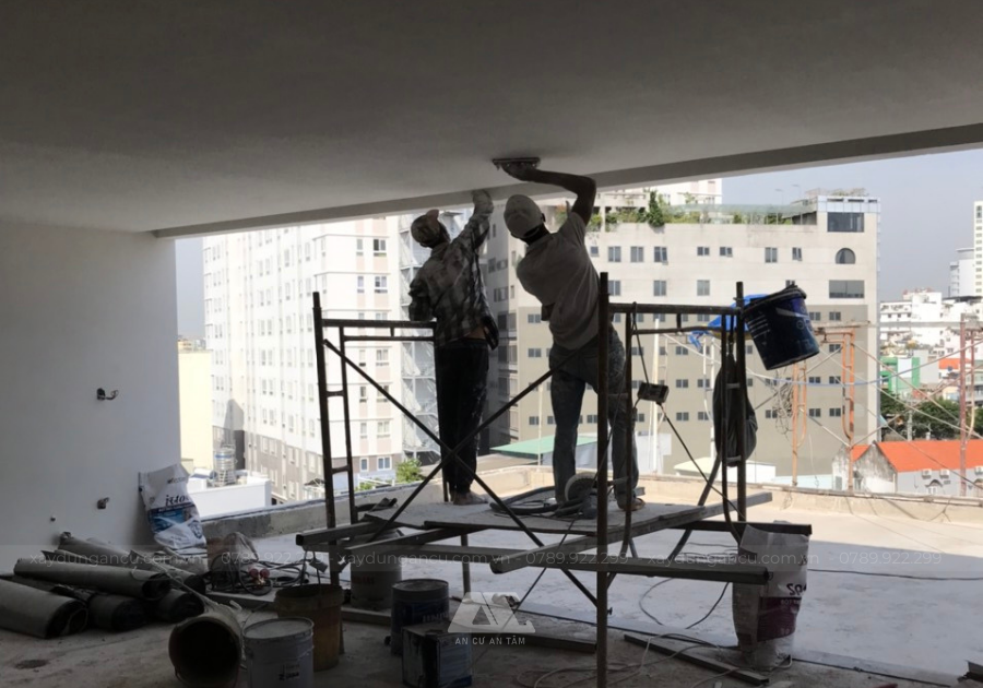 Chính sách bảo hành chống thấm 5 năm và kết cấu 30 năm giúp khách hàng an tâm khi sử dụng