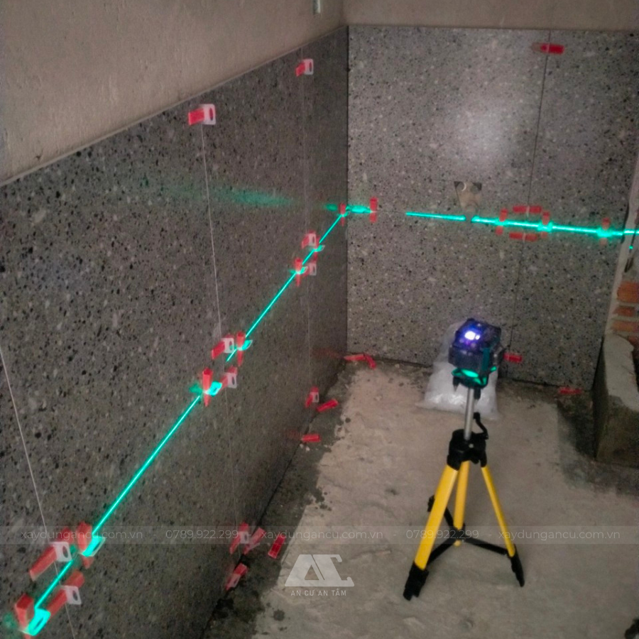 Ứng dụng công nghệ đo laser trong thi công lát gạch nhằm đảm bảo độ phẳng và độ chính xác cao