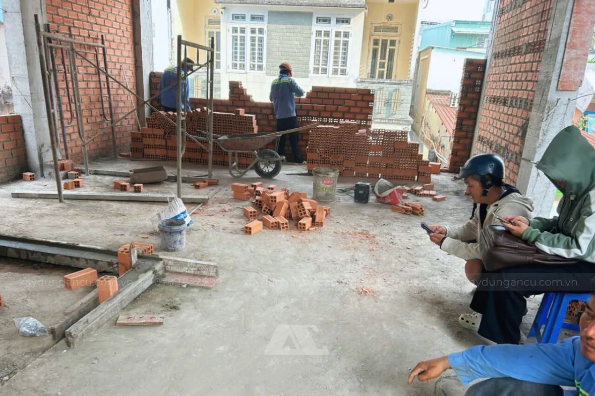 Thi công căn hộ dịch vụ Chị Quỳnh - Bình Thạnh