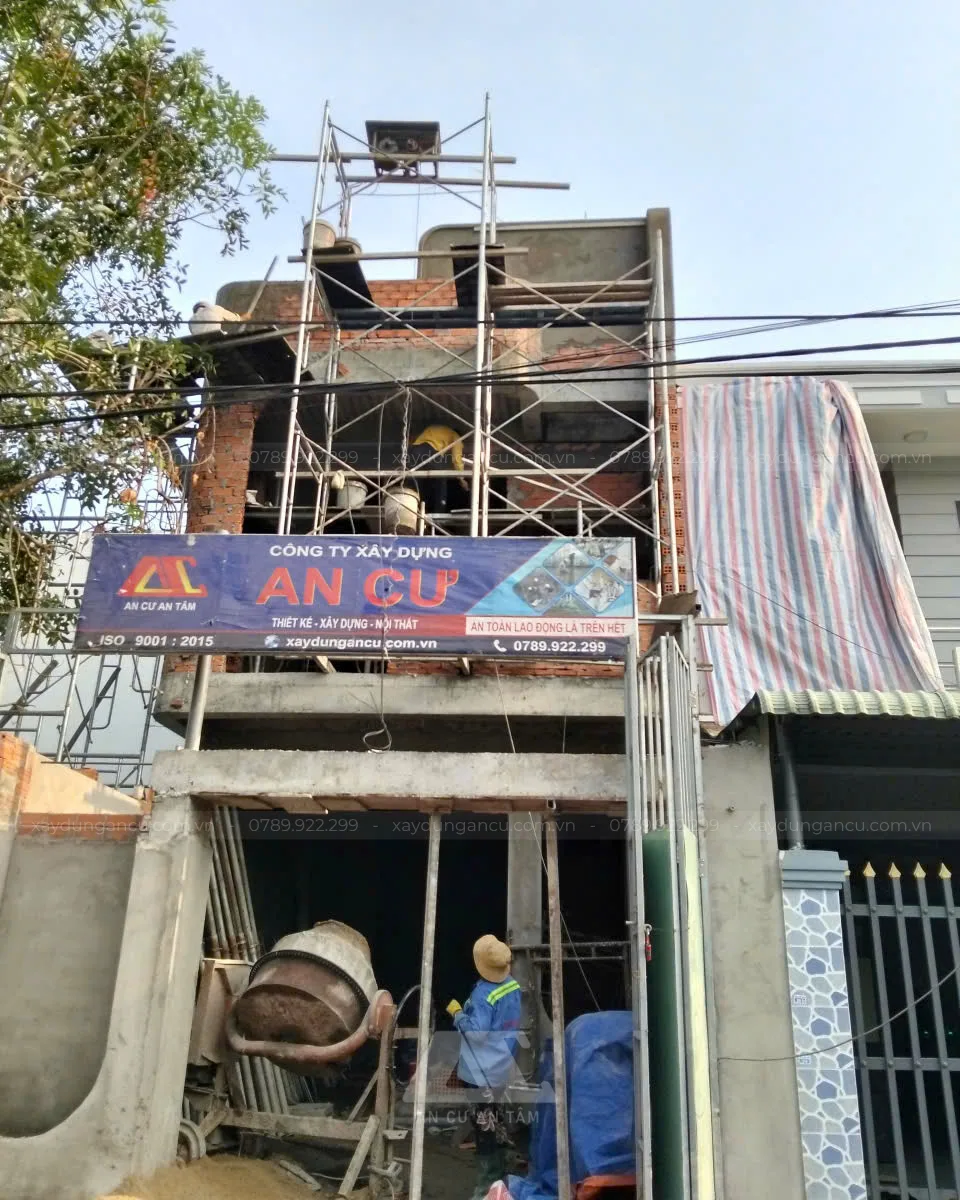 Biển báo công trình nhà phố Anh Kiều - Long An
